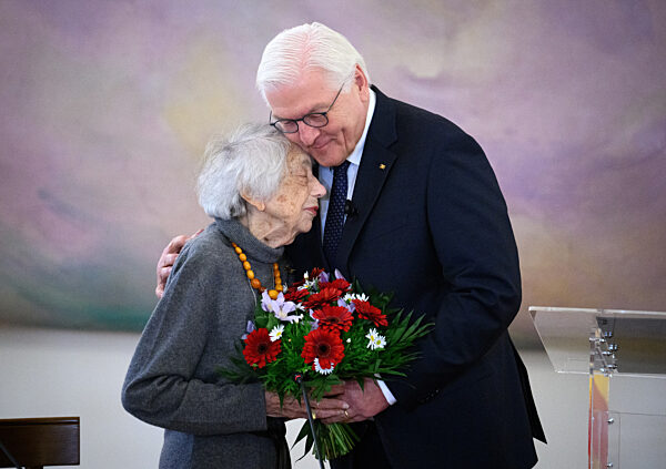 Runder Tisch zum „Krieg in Nahost“ im Schloss Bellevue