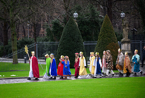 Sternsinger beim Bundespräsidenten