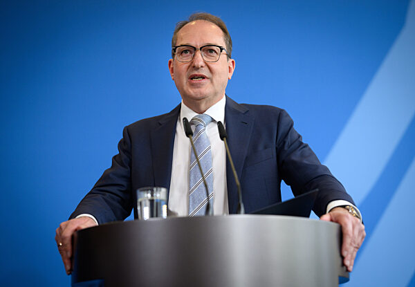 Bundesinnenminister zur Situation an den Grenzen