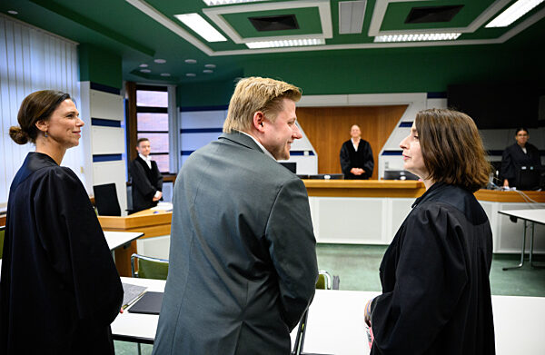 Prozess gegen Comedy-Autor El Hotzo