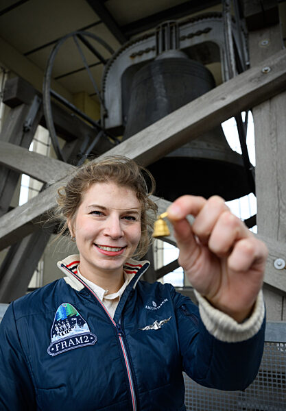 Kai Wegner und Rabea Rogge besuchen Freiheitsglocke