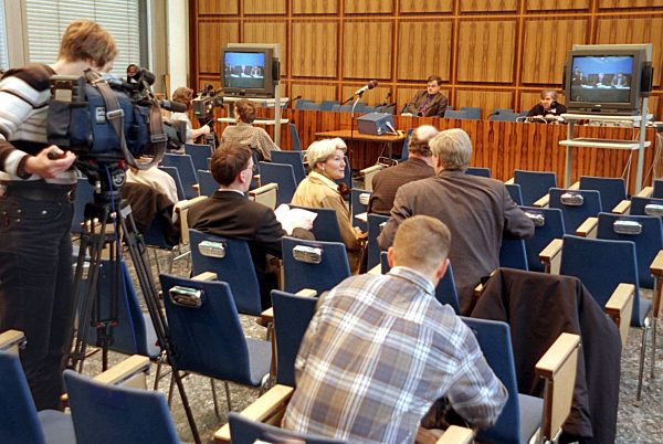 Video-Pressekonferenz Bonn Berlin