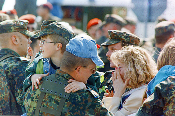 Deutsche IFOR-Soldaten aus Ex-Jugoslawien zurückgekehrt