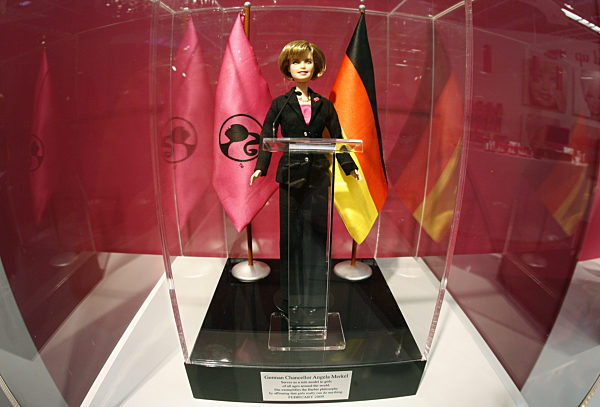 Spielwarenmesse - Angela-Merkel-Barbie