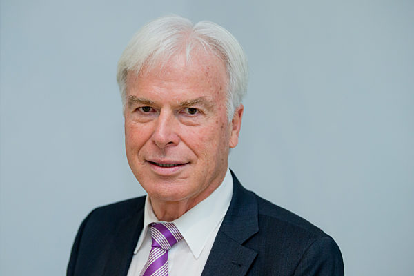 Sportmagazin "kicker" - Holzschuh