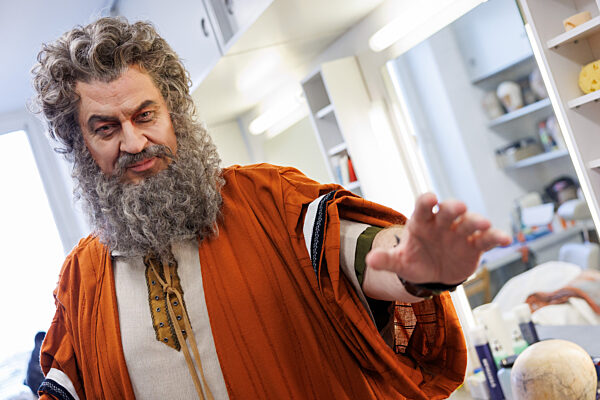 "Fastnacht in Franken" - Söder in der Maske