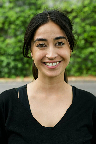 Unter uns -  Özge Delioglan