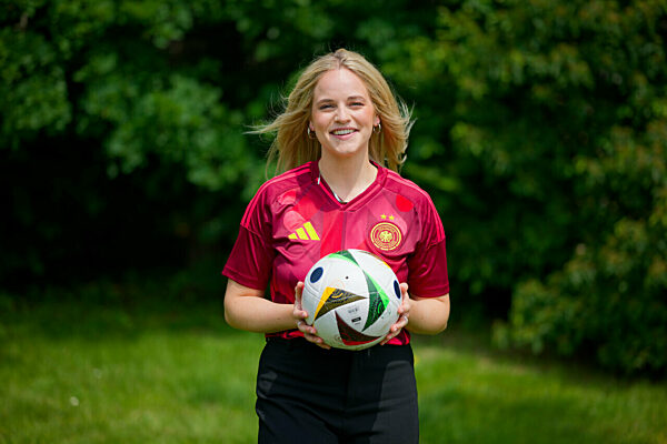 Unter uns - Carina Koller