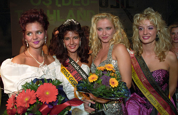 Zur Miss Ostdeutschland wurde am 10.10.1992 in Altenburg die 23-jährige...