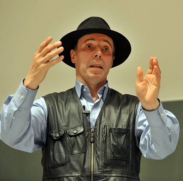 Gunther von Hagens an Universität Jena