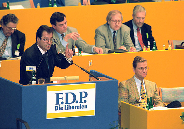 FDP-Sonderparteitag in Gera (Archivfoto und Text 1994)