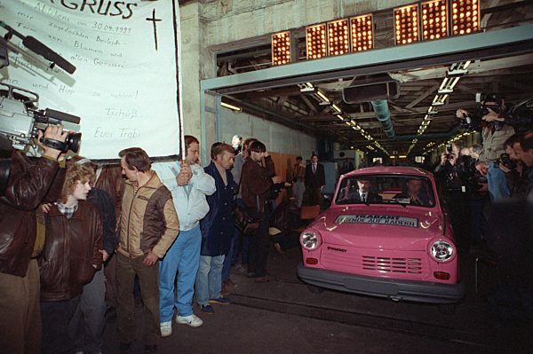 Letzter Pkw Trabant rollt vom Band  (Archivfoto 1991)