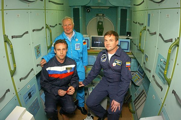 Kosmonaut Sigmund Jähn in MIR-Trainingsmodul
