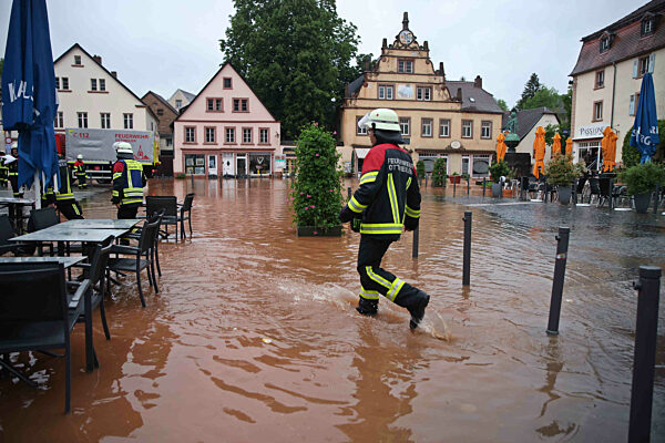 Saarland, Ottweiler, 17.05.2024, Starker Dauerregen sorgte am Freitag (17.05...