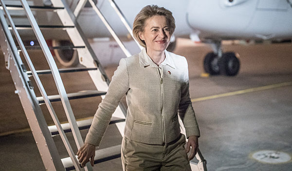 Verteidigungsminister von der Leyen in Afghanistan