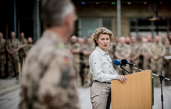 Verteidigungsminister von der Leyen in Afghanistan