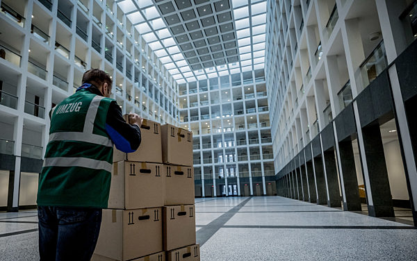 dpa-Story: Der BND-Umzug