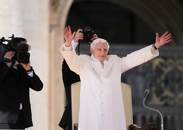 Abschied von Papst Benedikt XVI.
