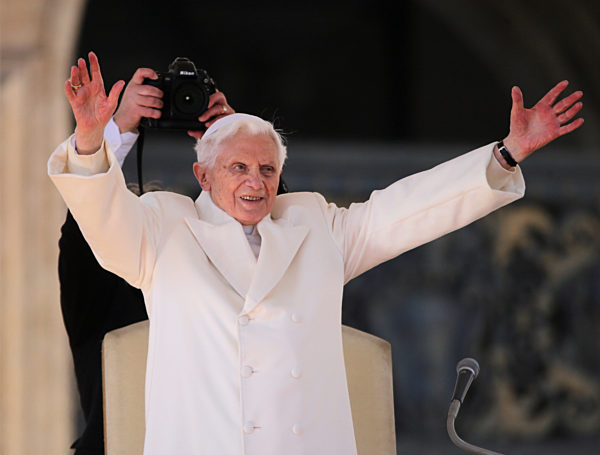 Abschied von Papst Benedikt XVI.