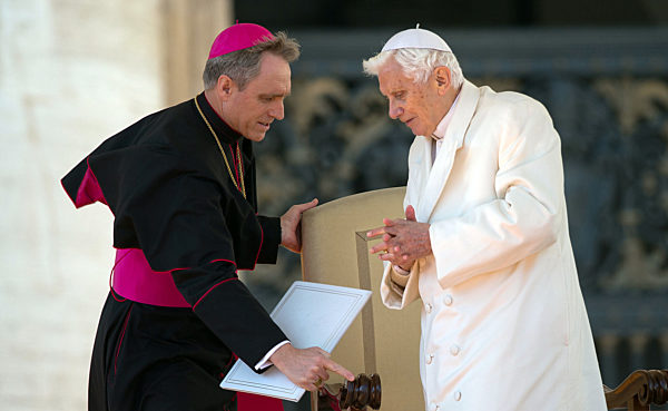 Abschied von Papst Benedikt XVI.