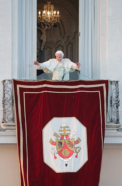 Abschied von Papst Benedikt XVI.
