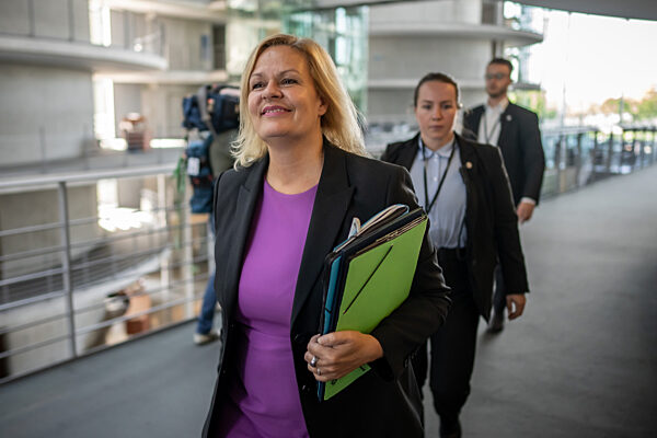 Innenministerin Faeser im Innenausschuss