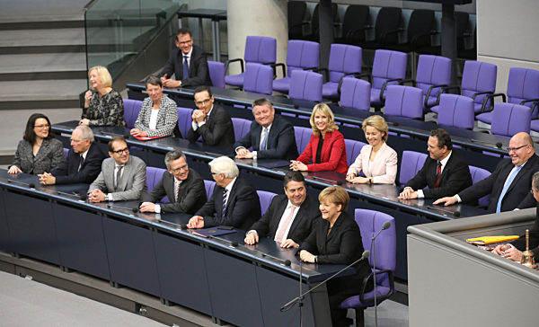 Kanzlerwahl und Vereidigung Bundeskabinett