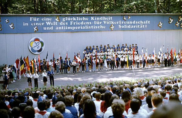 DDR - Internationales Sommerlager in der Pionierrepublik "Wilhelm Pieck"