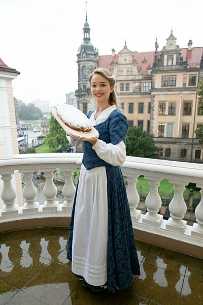 Vorstellung des 31. Dresdner Stollenmädchens