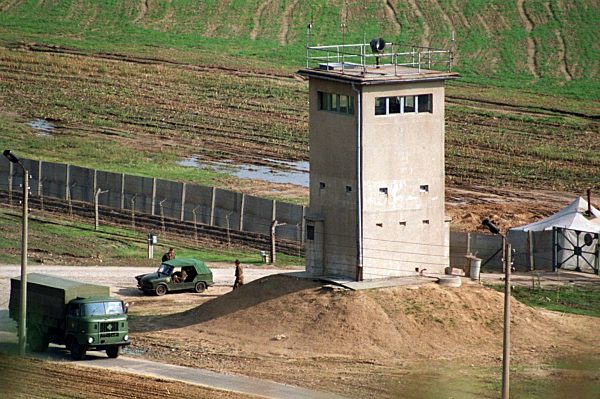 Berliner Mauer (Archivfoto 1988)