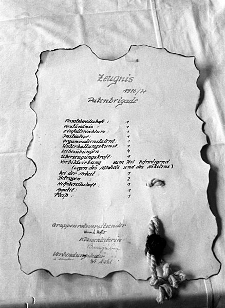 DDR - Zeugnisausgabe 1977