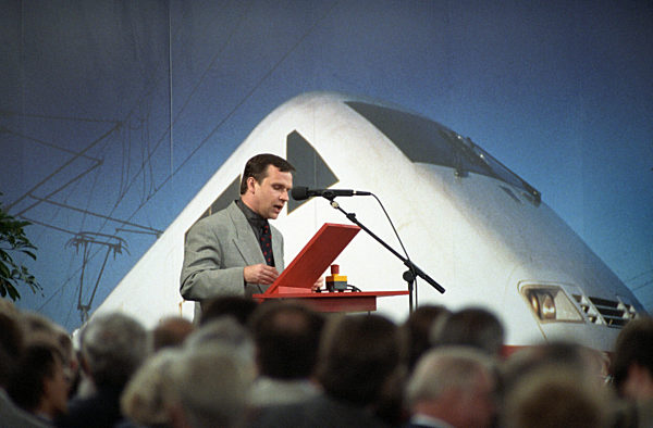 Start des ICE-Verkehrs in Deutschland 1991