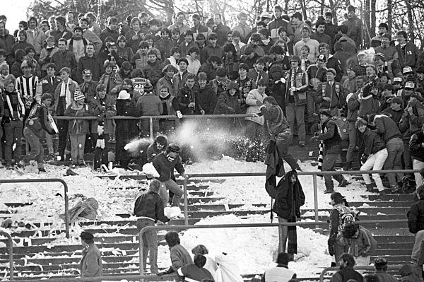 German Soccer League - 1984-85 - Eintracht Frankfurt - Karlsruher SC 4-2