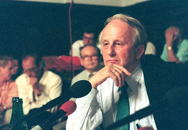 Rolf Hochhuth (Archivfoto und Text 1993)