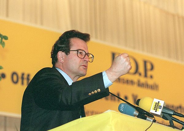 Klaus Kinkel auf Landesparteitag der FDP (Archivfoto und Text 1994)