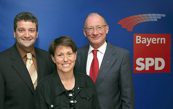 Der bayerische SPD-Landtagsfraktionschef Franz Maget (r)...
