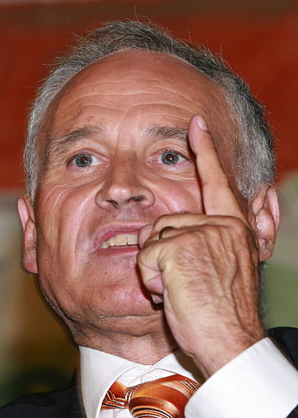 Erwin Huber während Rede