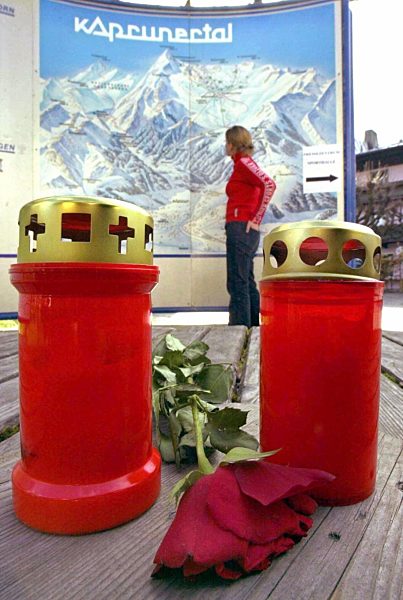 Kaprun gedenkt der Toten des Bergbahnunglücks