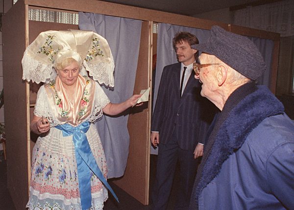 Erste gesamtdeutsche Bundestagswahl 1990