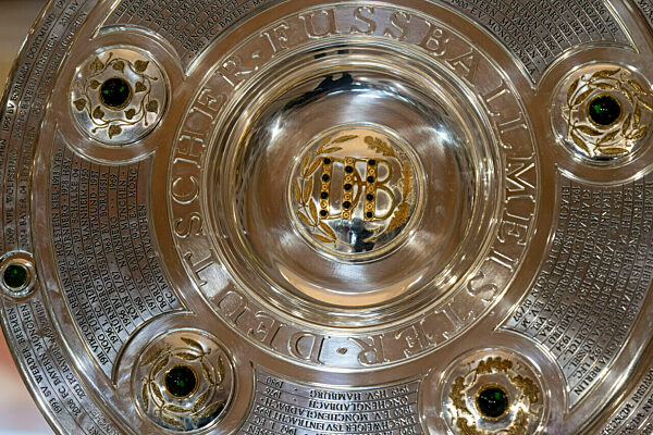 Fußball-Meisterschale des DFB