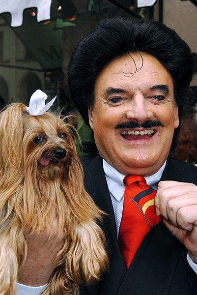 Moshammer stellt Deutschland-Krawatte vor