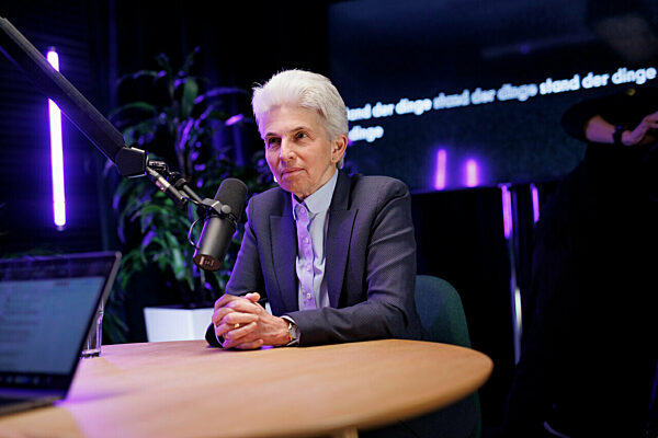 Strack-Zimmerman spricht im Podimo Podcast «stand der Dinge»