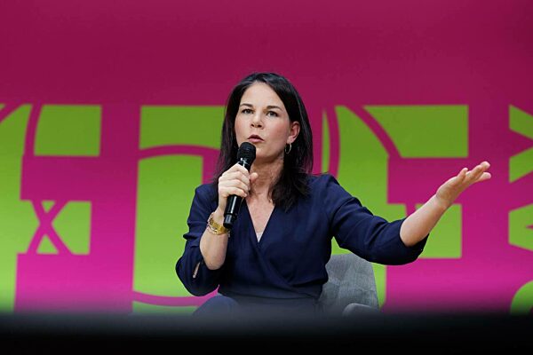 Female Future Force Day "Bridge the Gap"