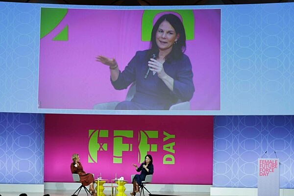 Female Future Force Day "Bridge the Gap"