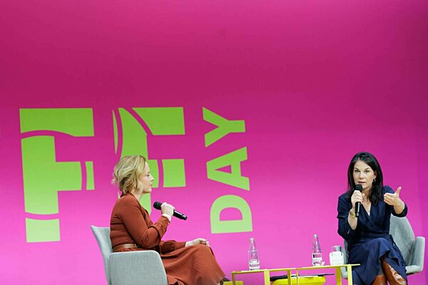 Female Future Force Day "Bridge the Gap"