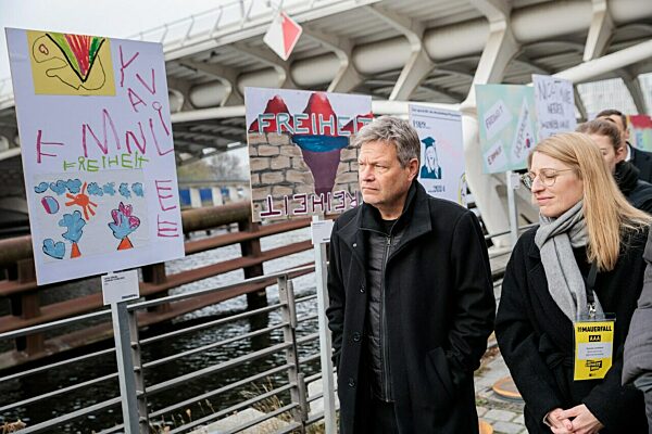 35 Jahre friedliche Revolution und Mauerfall- Habeck