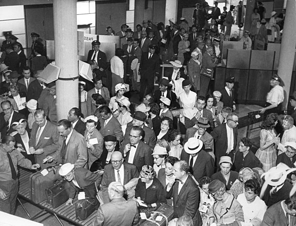 Pfingstreiseverkehr 1960 auf dem Flughafen Frankfurt