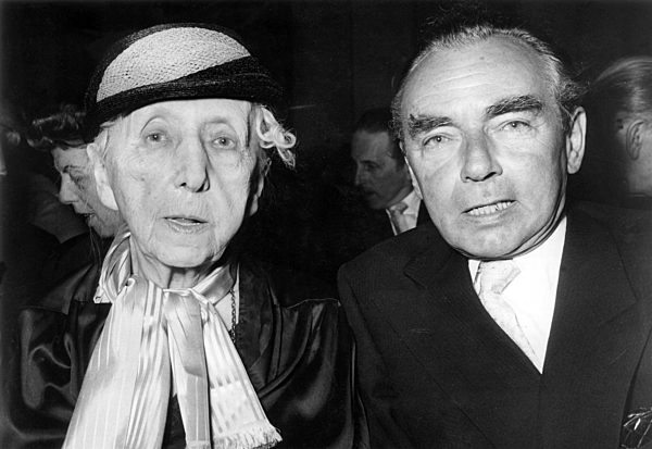 Kästner as guest at awarding ceremony