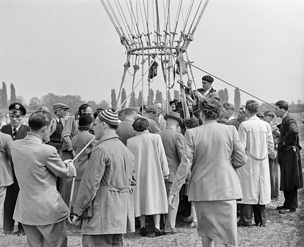 Ballon-Verfolgungsrennen in Frankfurt 1954