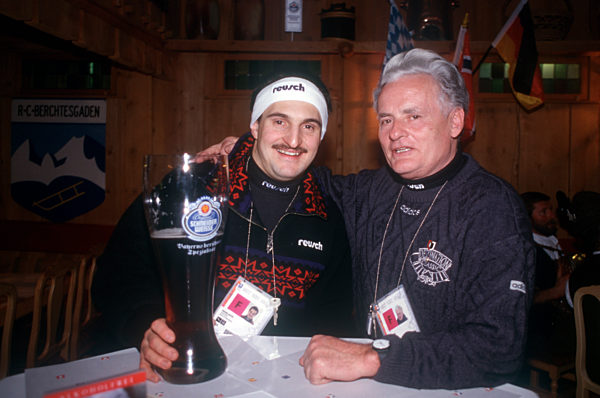 Georg Hackl und Bundestrainer Sepp Lenz Rodeln ...